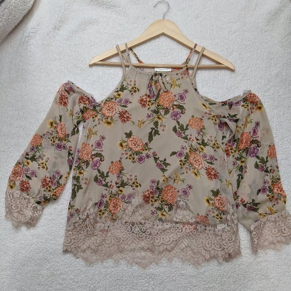 Womens Nude Cold Shoulder Floral Lace Trim Top, M - Picture 1 of 5